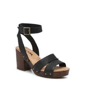 MIA Black Platform Sandal by Korks
